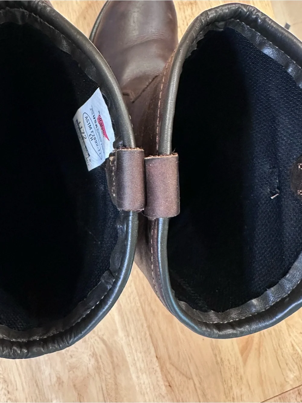 Red Wing DynaForce 1172 pull-on waterproof leather work boots 11” USA 11.5 D